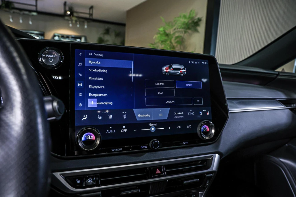 Lexus RX – foto 43