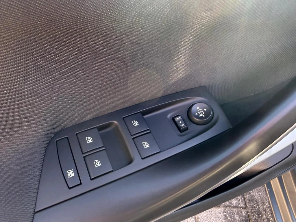 Opel Astra – foto 28