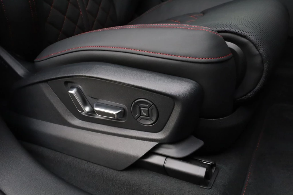 Audi Q8 – foto 38