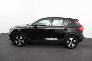 Volvo XC40 – thumbnail 2