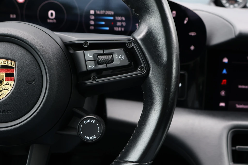 Porsche Taycan – foto 24