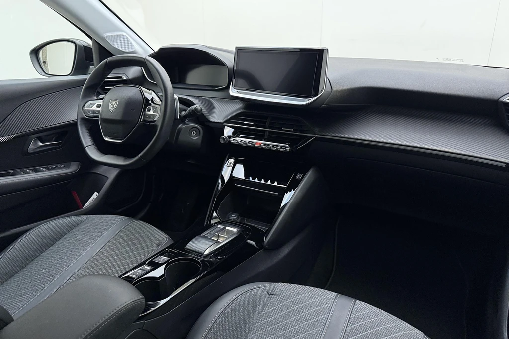 Peugeot 208 – foto 14