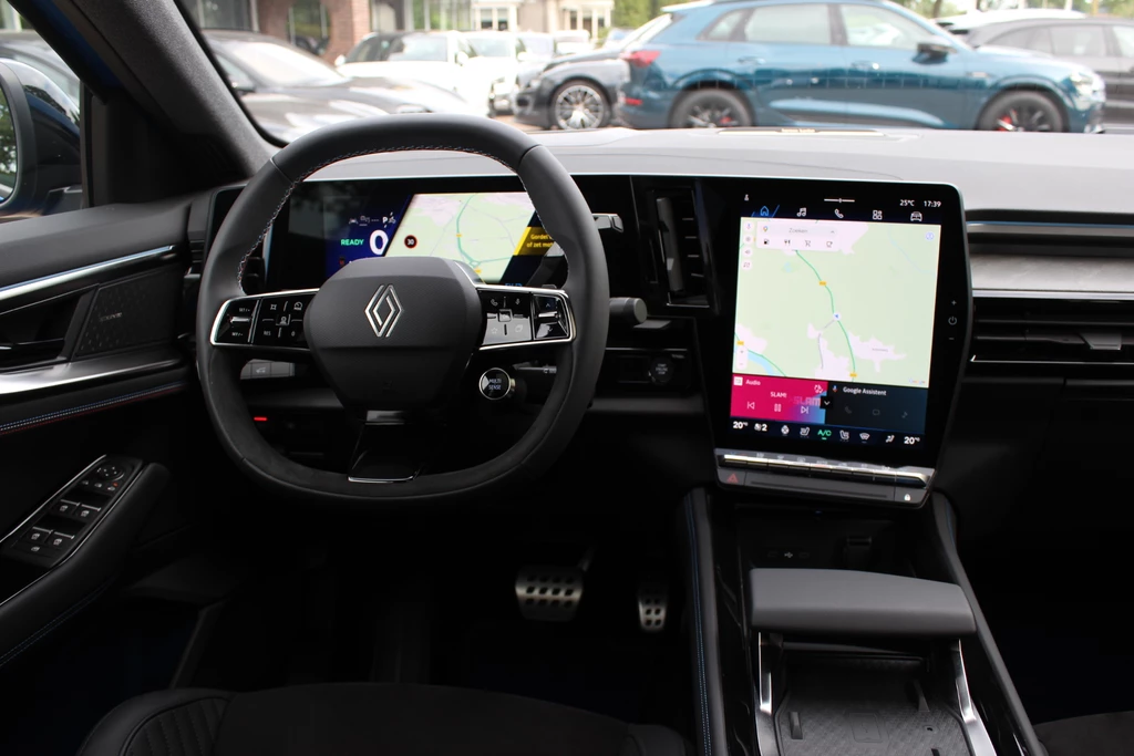 Renault Rafale – foto 12