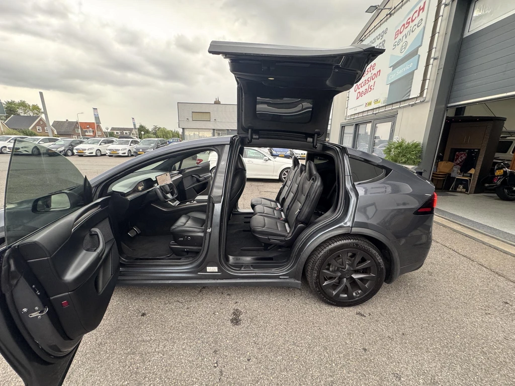 Tesla Model X – foto 3