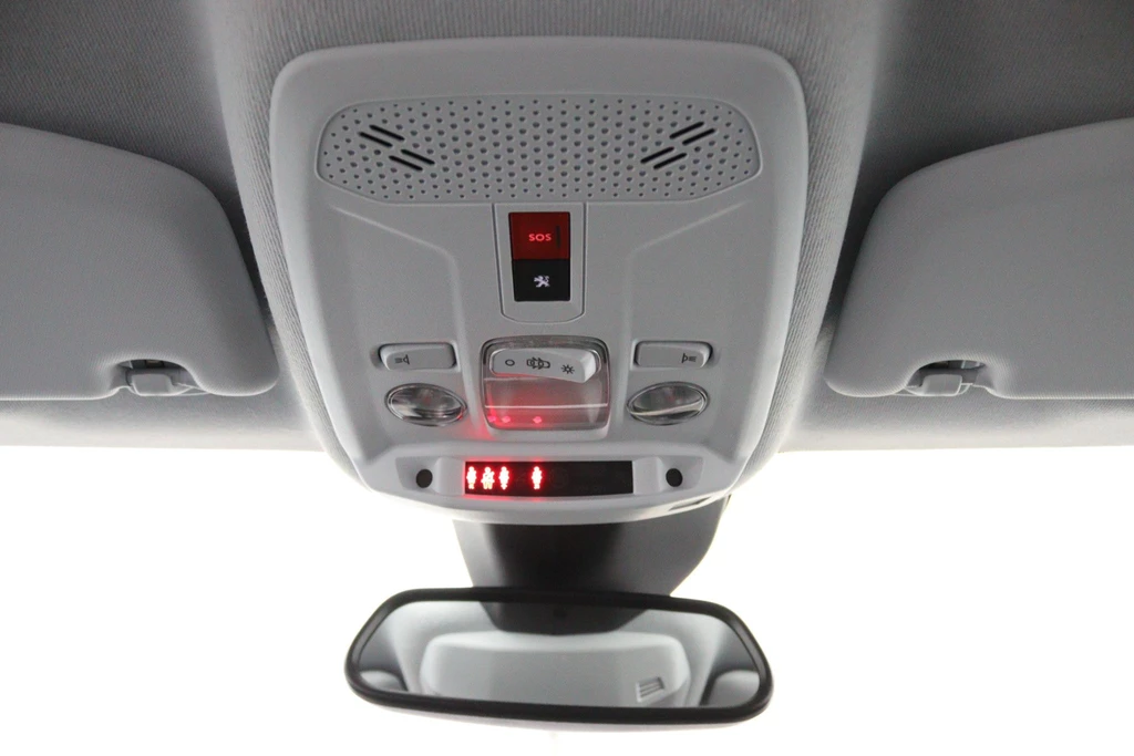 Peugeot 208 – foto 42