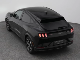 Ford Mustang Mach-E – thumbnail 6