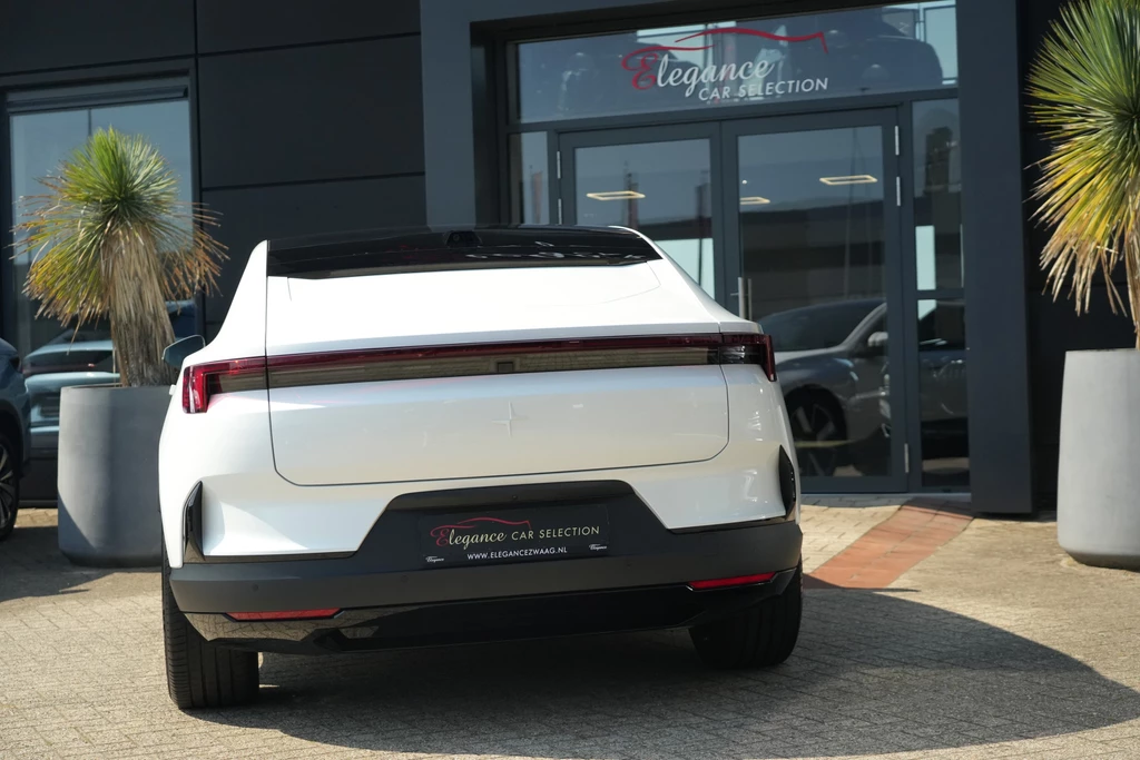Polestar 4 – foto 3