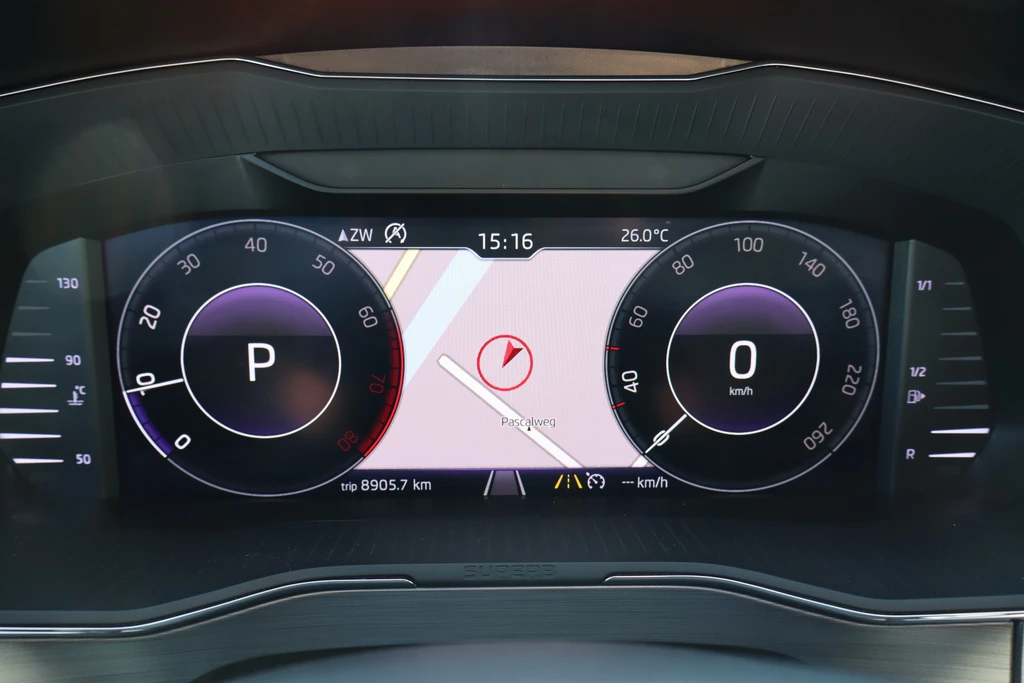 Škoda Superb – foto 16
