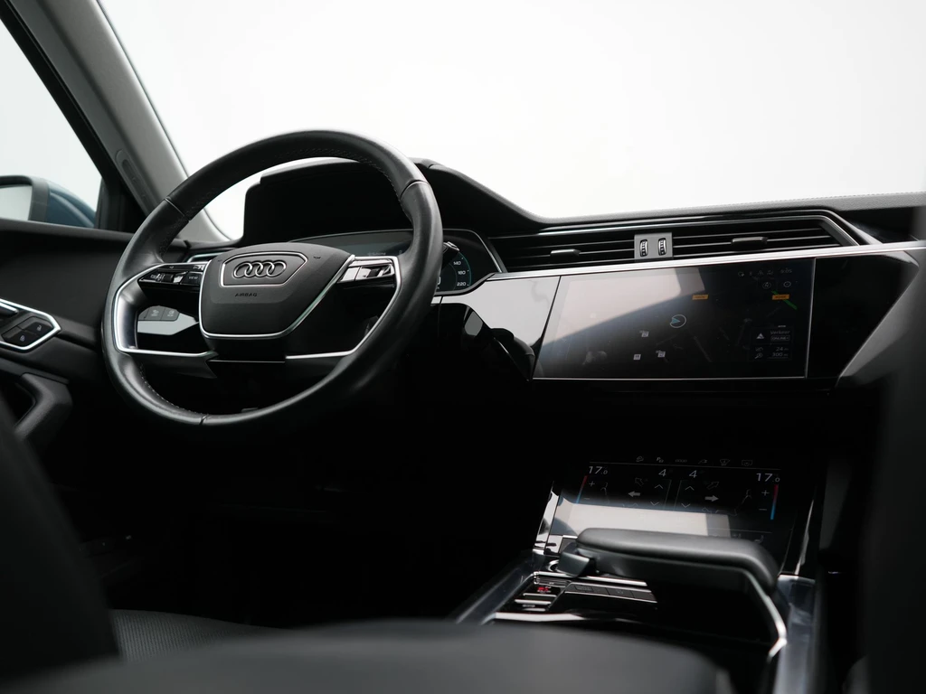 Audi Q8 e-tron – foto 35