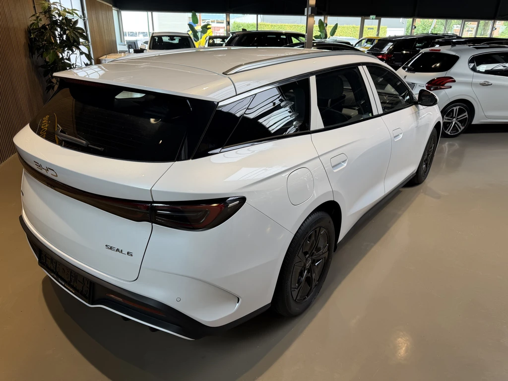 BYD SEAL – foto 4