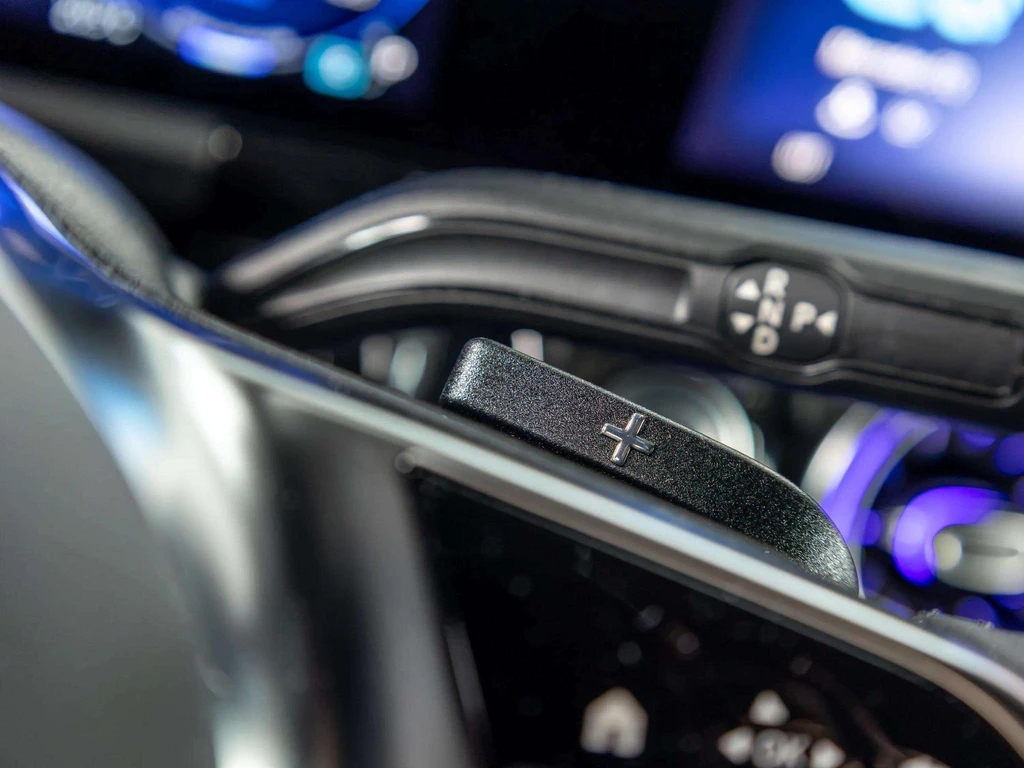 Mercedes-Benz EQA – foto 15