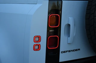 Land Rover Defender – thumbnail 62