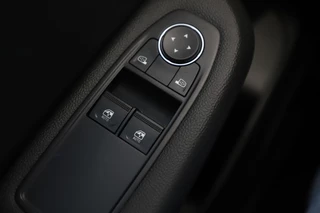 Renault Clio – thumbnail 12
