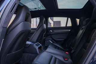 Porsche Panamera – thumbnail 25