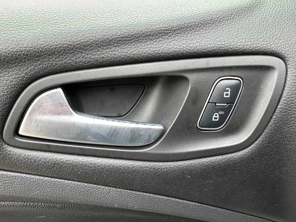 Ford Kuga – foto 14