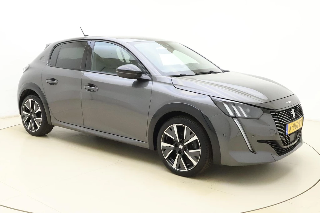 Peugeot 208 – foto 8