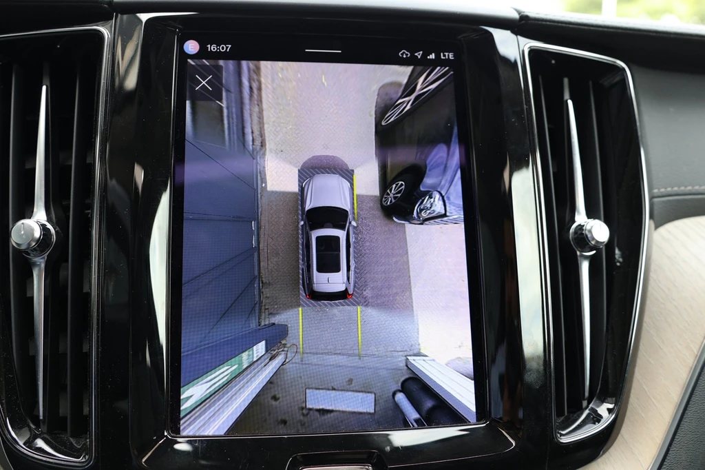 Volvo XC60 – foto 9