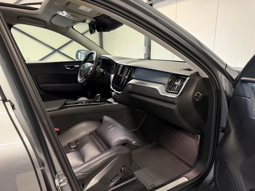 Volvo XC60 – foto 28