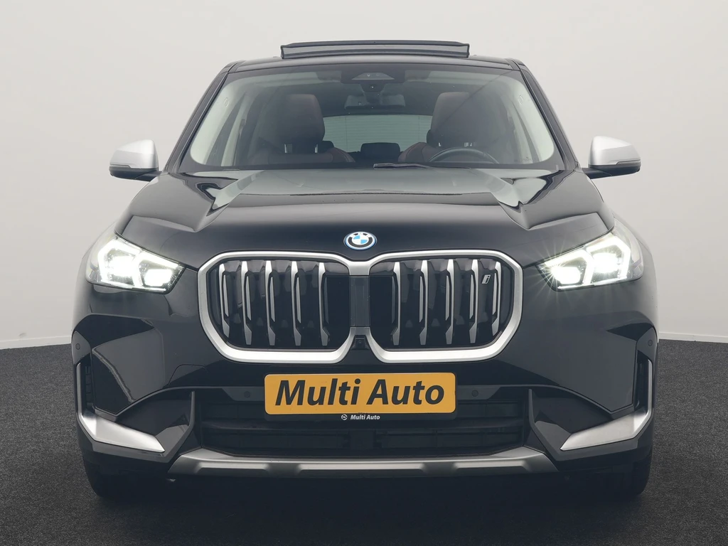 BMW iX1 – foto 10