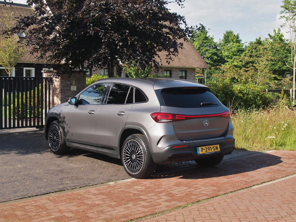 Mercedes-Benz EQA – foto 4