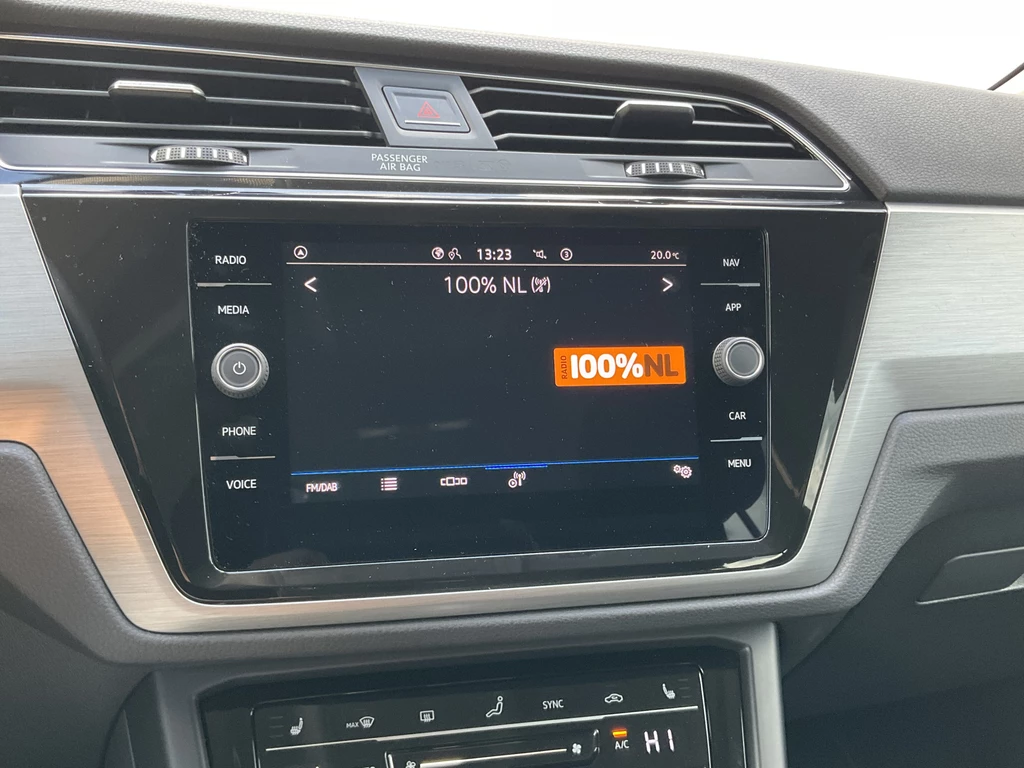 Volkswagen Touran – foto 23