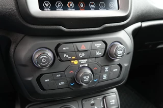 Jeep Renegade – thumbnail 23