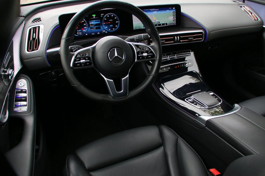 Mercedes-Benz EQC – foto 13