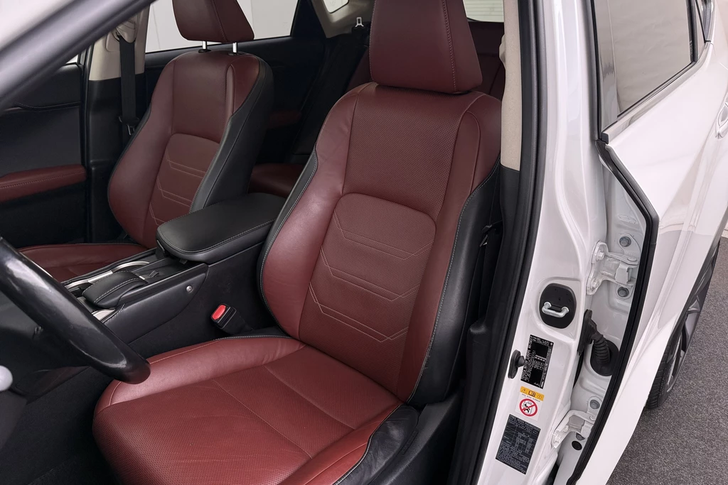 Lexus NX – foto 10