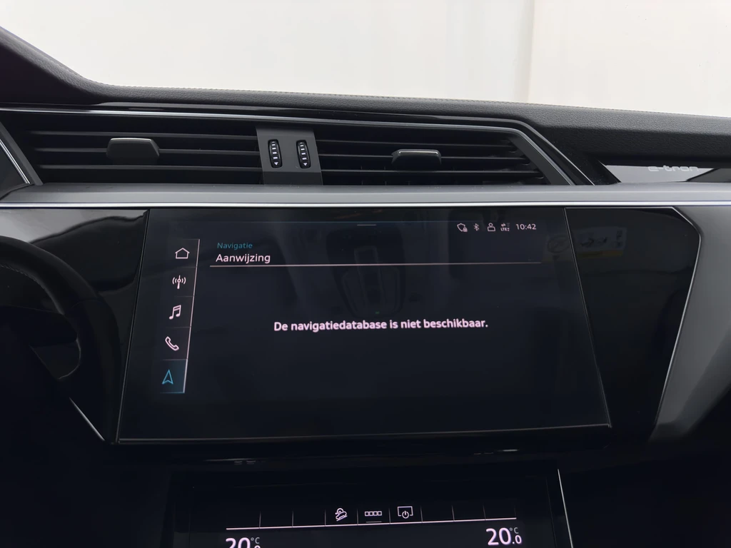 Audi e-tron – foto 16