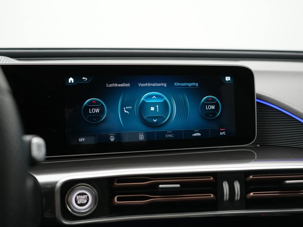 Mercedes-Benz EQC – foto 38