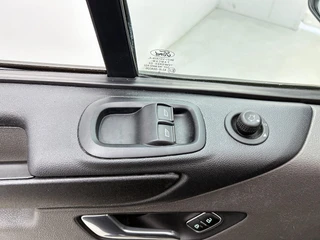 Ford Transit Custom – thumbnail 31