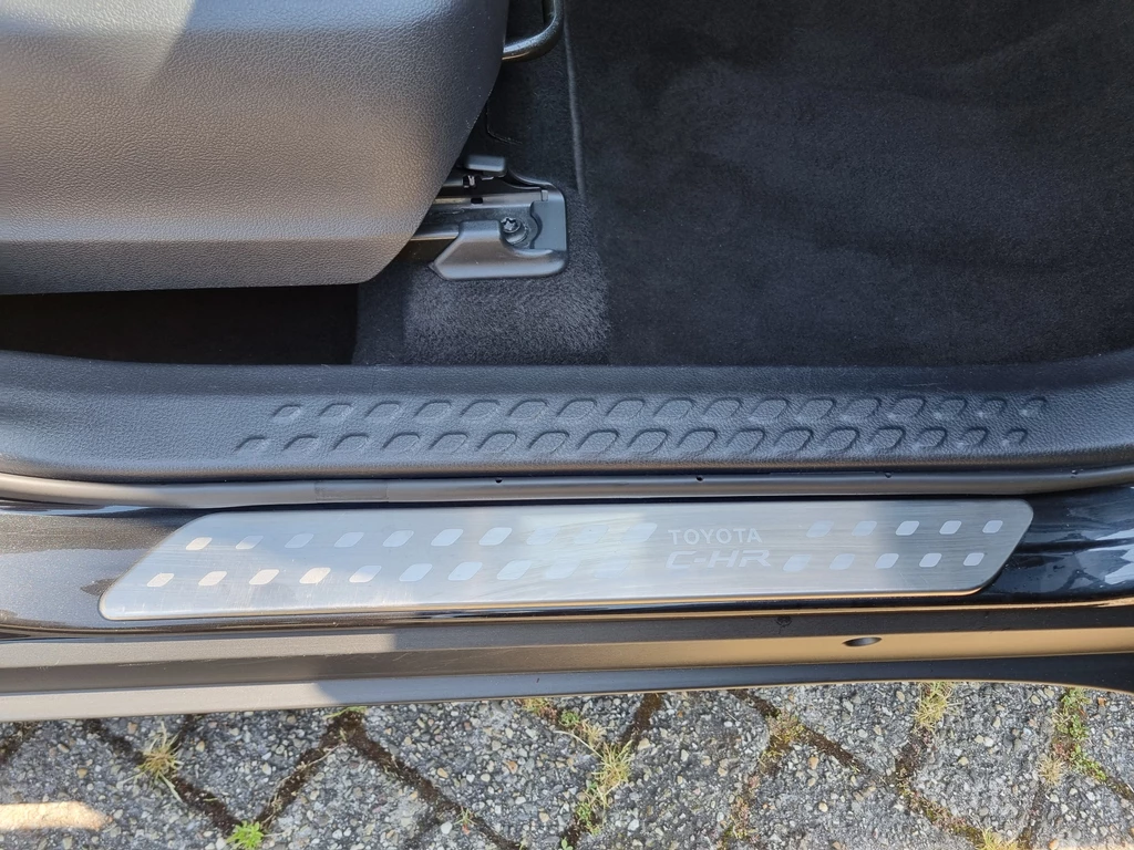 Toyota C-HR – foto 14