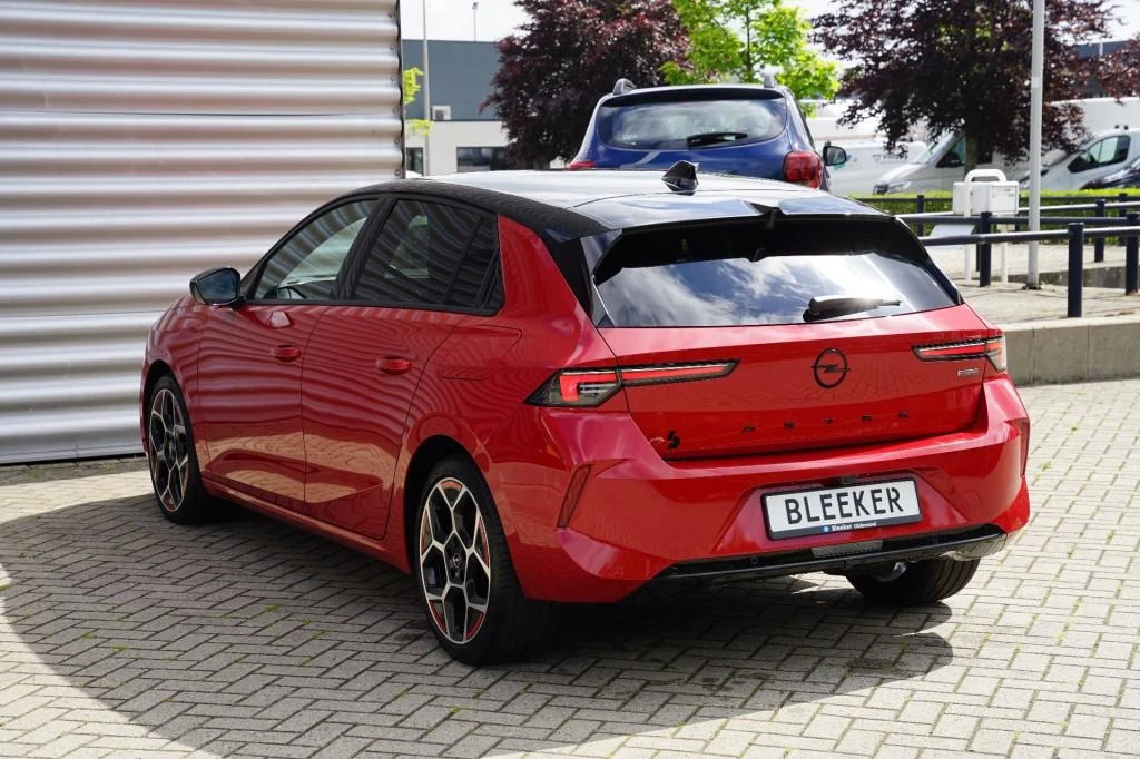 Opel Astra – foto 2