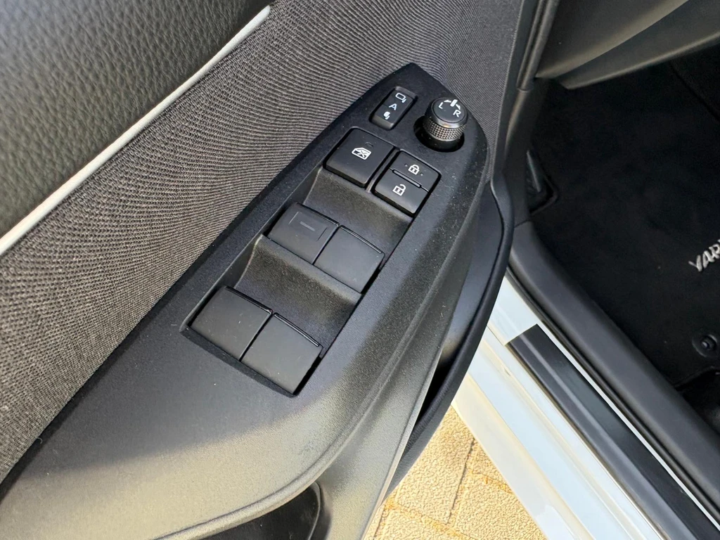 Toyota Yaris – foto 29