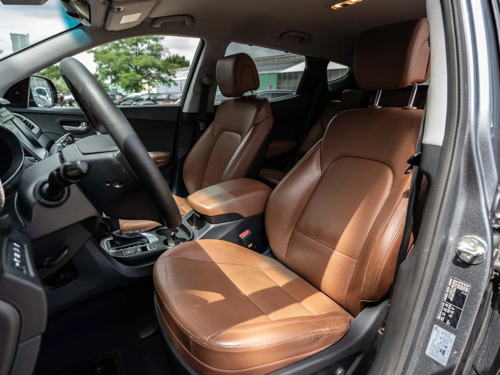 Hyundai Santa Fe – foto 16