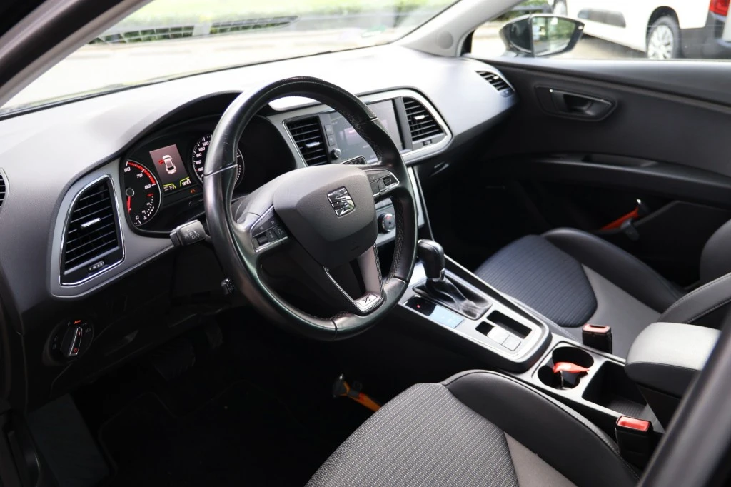 SEAT Leon – foto 8