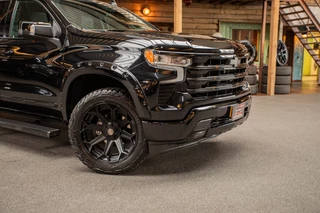 Chevrolet Silverado – thumbnail 18