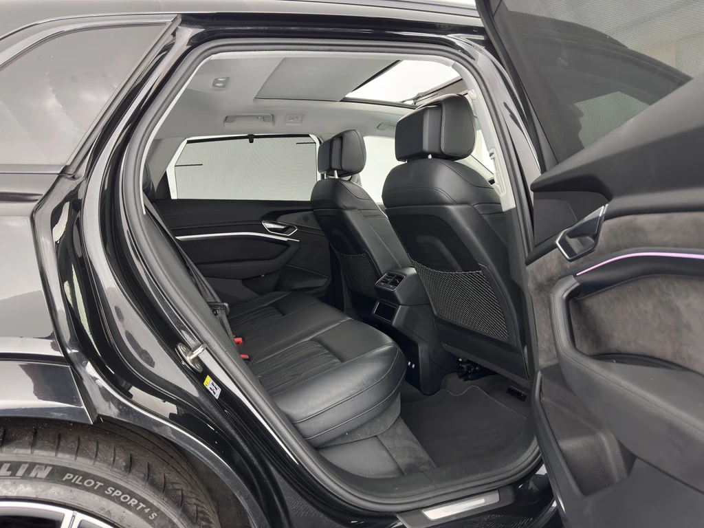 Audi e-tron – foto 13