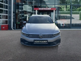 Volkswagen Passat – thumbnail 8