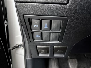 Toyota Hilux – thumbnail 34