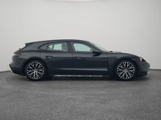 Porsche Taycan – thumbnail 12