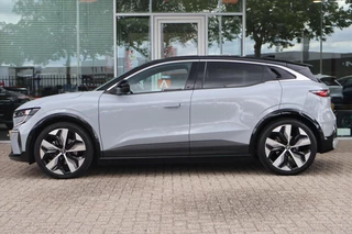 Renault Megane E-Tech – thumbnail 3