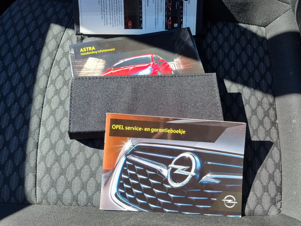 Opel Astra – foto 32