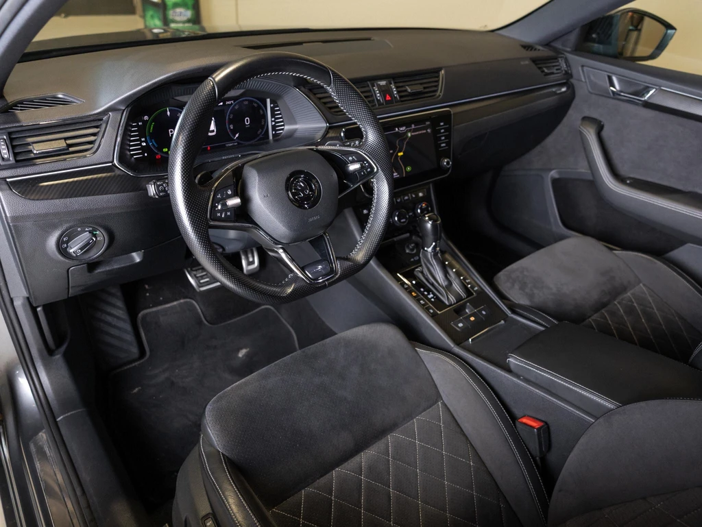 Škoda Superb – foto 19
