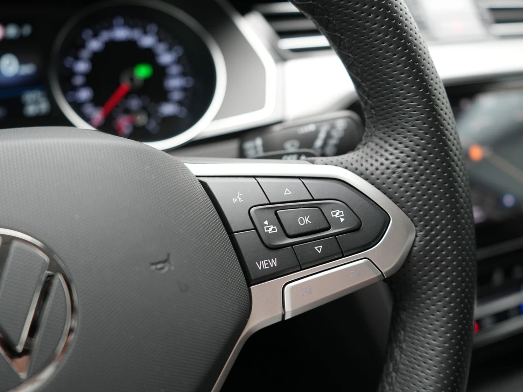 Volkswagen Passat – foto 29
