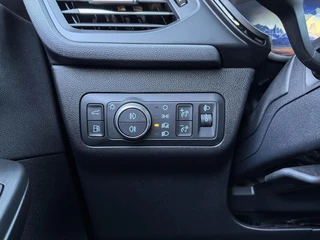 Ford Kuga – thumbnail 44