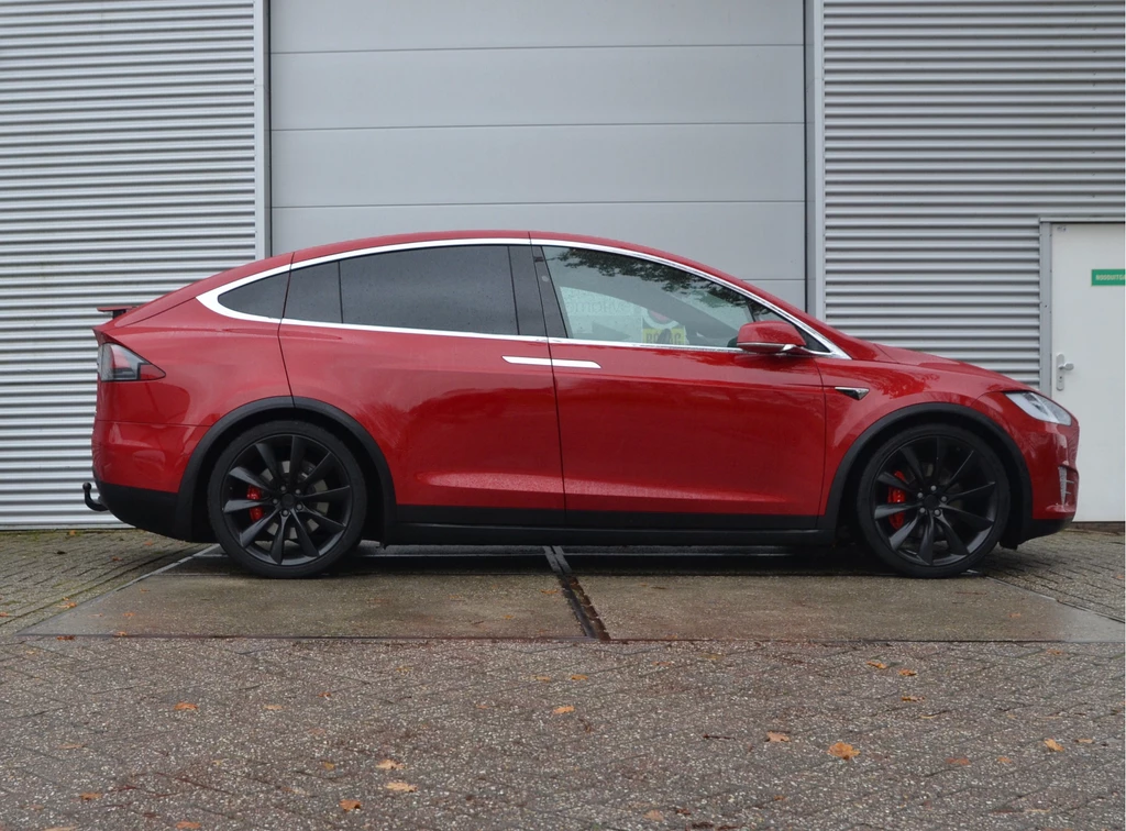 Tesla Model X – foto 7