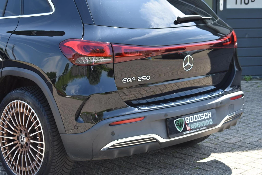 Mercedes-Benz EQA – foto 4