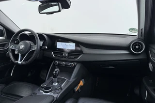 Alfa Romeo Giulia – thumbnail 23