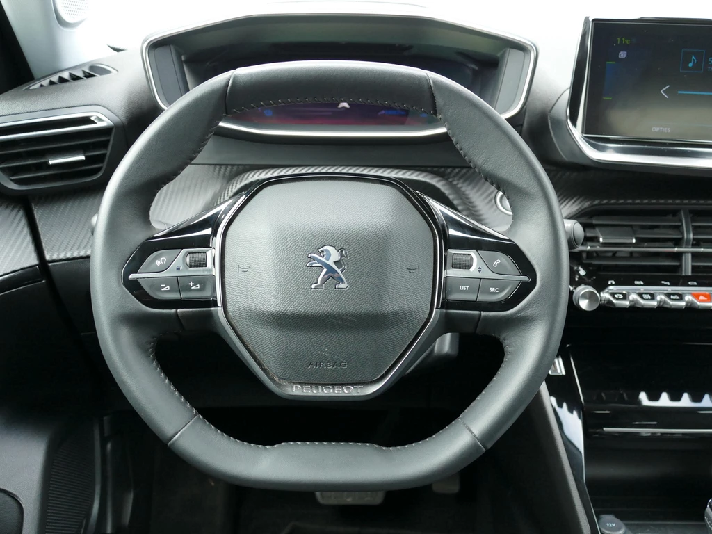 Peugeot e-2008 – foto 9